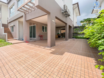 *****บ้านเดี่ยวมือสอง ม.คาซ่าพรีเมี่ยม ราชพฤกษ์-พระราม5 บ้านเดี่ยวหลังใหญ่ 3 ชั้น แบรนด์ Q.House เนื้อที่ 50.4 ตร.ว. ดีไซน์ตอบทุกไลฟ์สไตล์ ฟังก์ชัน 3 ห้องนอน 5 ห้องน้ำ จอดรถได้ 4 คัน บนทำเลติดถนนใหญ่ เชื่อมต่อทุกเส้นทาง ใกล้รถไฟฟ้าสายสีม่วง "สถานีบางพลู" และทวงด่วน "ศรีรัช"